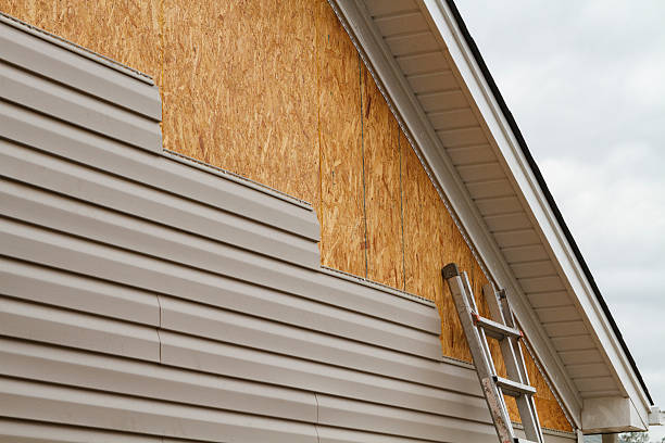 24/7 Emergency Vinyl Siding experts in Lawrence, IN